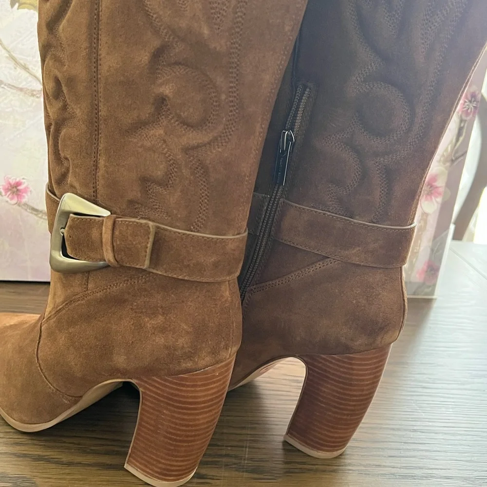 Vince Camuto Biancaa Boot - Picture 4 of 11